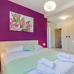 Villa Anamarija 1 *